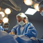 irakta-3-penisle-dunyaya-gelen-bebek-ameliyat-edildi_9671_dhaphoto1-680x365_c