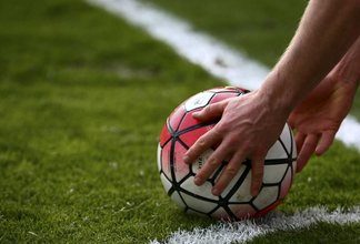 Futbolda, ancak ev sahibi takım kapasitenin tamamı oranında seyirci alabilecek.