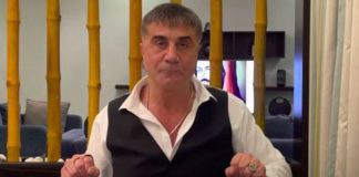 Peker, ”Bazı dostlarım beni arayıp bugün ya da yarın seni tamamen bitirmeye yönelik operasyonlar yapacaklar dedi.”