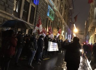 İstanbul ve Ankara’da dolar protestoları