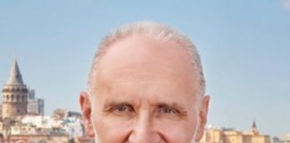 Avdagiç; “Türkiye ekonomisi hassas bir dönemden geçiyor, bu süreçte hükümet, özel sektör ve halkımız el ele vererek başarıyla çıkacağız”