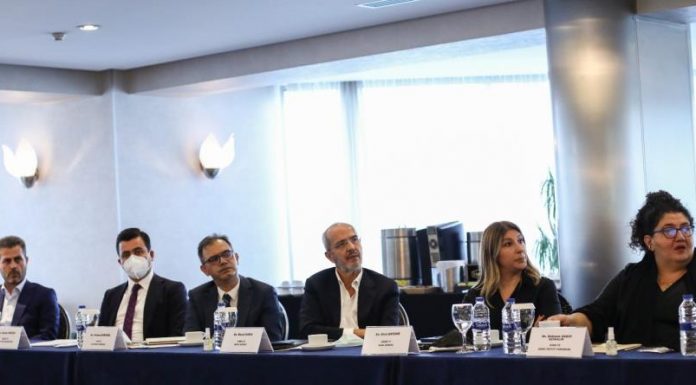 “Gündüz kuşağı programları kaldırılsın demiyoruz. Revize edilmesinden ve yeni bir bakış açısıyla ele alınmasından yanayız”