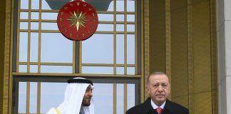 Cumhurbaşkanı Erdoğan, BAE Veliaht Prensi bin Zayed’i resmi törenle karşıladı