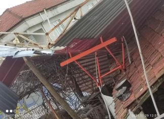 İstanbul’da lodosun yol açtığı can kaybı 2’ye yükseldi.