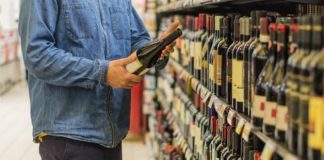 Türkiye Tekel Bayiler Platformu Başkanı Özgür Aybaş; ‘Alkole bugün itibarıyla zam geldi’