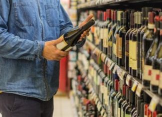 Türkiye Tekel Bayiler Platformu Başkanı Özgür Aybaş; ‘Alkole bugün itibarıyla zam geldi’