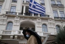 Komşuda durum vahim: Vaka sayısı rekor kırdı!