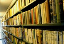 Cambridge Üniversitesi kütüphanesine ait bir kitap 50 yıldan fazla bir süre sonra geri döndü.