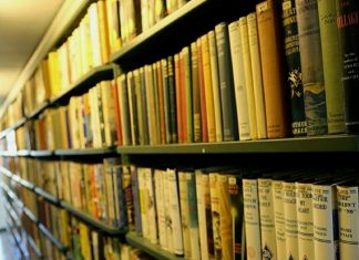 Cambridge Üniversitesi kütüphanesine ait bir kitap 50 yıldan fazla bir süre sonra geri döndü.