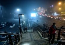 Beklenen sis İstanbul’da etkili olmaya devam ediyor