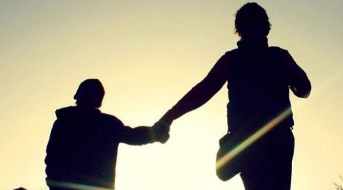 Boşanan çiftlerde anne, çocuğuna soyadını verebilecek.