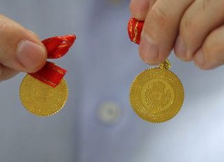 Gram altın 658, 1077 TL; altında tarihi zirve!