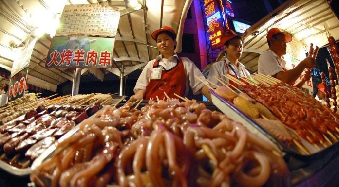 Corona virüsü ilk taşıyan-yayan kişi bulundu iddiası!