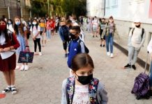 Milli Eğitim Bakanlığı, okullardaki tören ve etkinlikleri iptal etti.