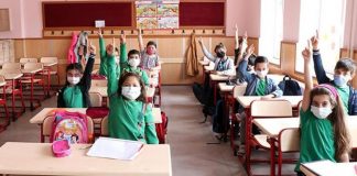 Okullar bir haftalık aradan sonra yarın yüz yüze eğitime devam edecek.