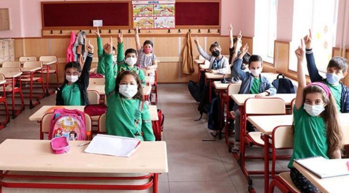 Okullar bir haftalık aradan sonra yarın yüz yüze eğitime devam edecek.