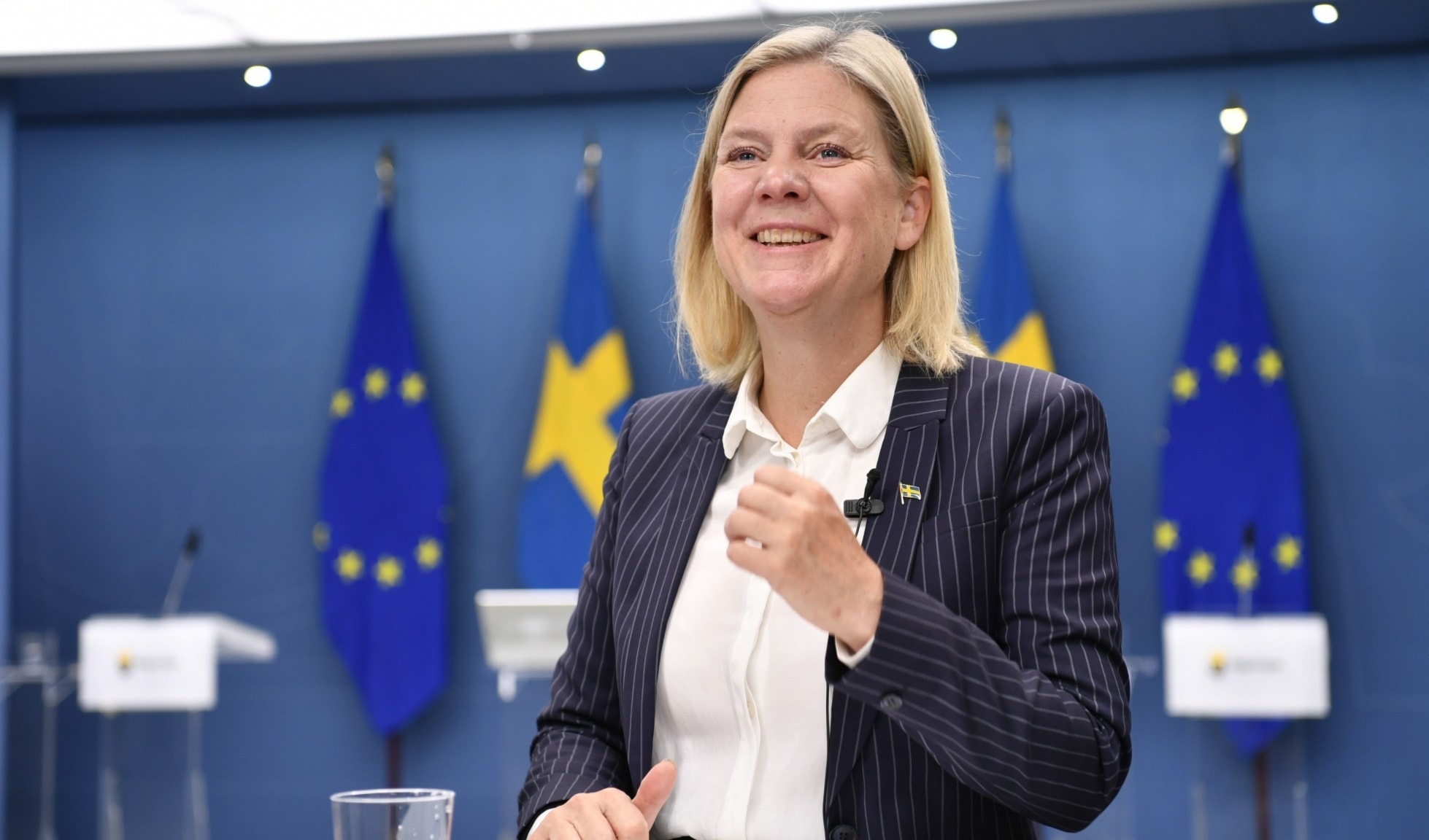 Э швеция дания байсот. Скандинавские страны. Швеция финляндия футбол. Выступающий последним дании швеции. Швеция футбол.