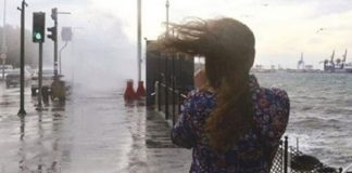 İstanbul’da Galata Üniversitesi de fırtına nedeniyle yüzyüze eğitim ve sınavlara yarın ara verdi.