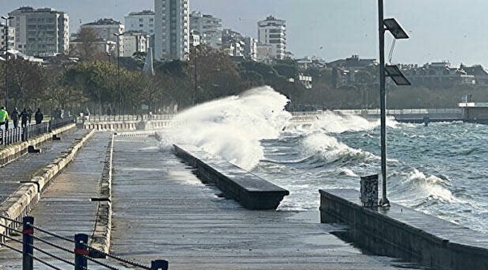 İstanbul’da Marmara Üniversitesinde sınav; Yeditepe ve İstanbul Ticaret Üniversitesinde de yüz yüze eğitim ertelemesi.