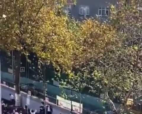 Sefo o okulda konser verecek!