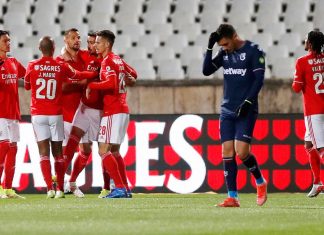 Benfica, attığı 7 gole hayasızca sevindi; oysa rakibi korona nedeniyle maça 9 kişi çıkmıştı!