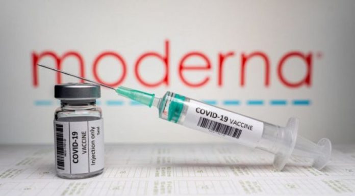 Moderna, Omicron için aşıyı 2022 başlarında piyasaya sürebileceğini açıkladı