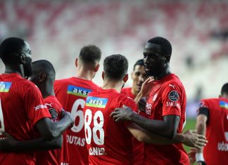 Yatabare hat-trick yaptı, Sivasspor 6 hafta sonra kazandı. Sivasspor: 4 Hatayspor: 0