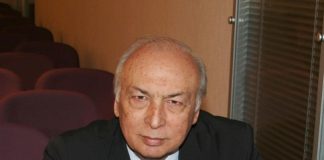 TRT İstanbul Haber ve İstanbul Radyosu eski Müdürü;İstanbul Barosu Basın Danışmanı, gazeteci Ayhan Dinç hayatını kaybetti.