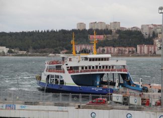 Çanakkale’da yarın feribot seferleri iptal edildi