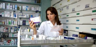 Hande Fırat, “Bugünden itibaren 1400 ilaca zam, 700 ilaçta ise indirim ” .