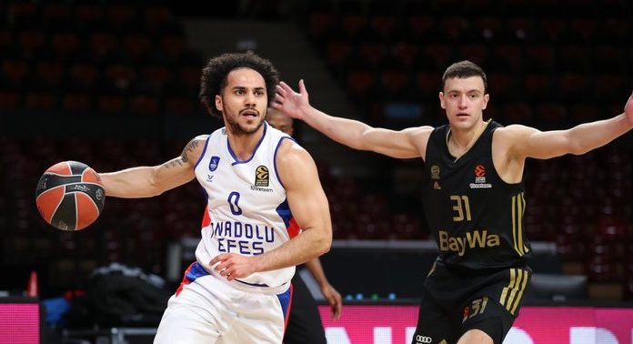 Anadolu Efes direnemedi. Bayern Münih 83-71 Anadolu Efes