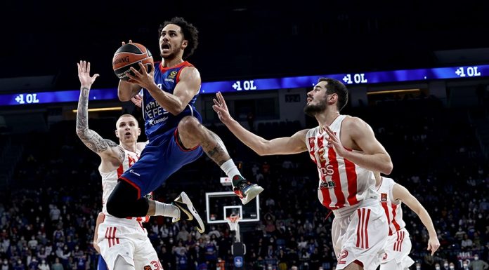 Anadolu Efes zorlansa da kazanmayı bildi. Anadolu Efes 84-83 Kızılyıldız