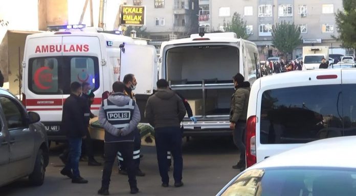 Diyarbakır’da dehşet! Bir çocuğunu öldürdü, eşi ve diğer çocuğunu yaraladı