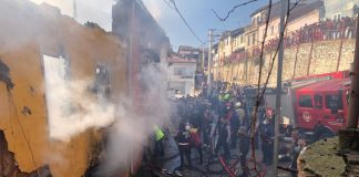 İzmir’de yangın dehşeti: 3 çocuk hayatını kaybetti