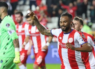 Liderin 27 maçlık yenilmezlik serisi sona erdi. Antalyaspor 2-1 Trabzonspor