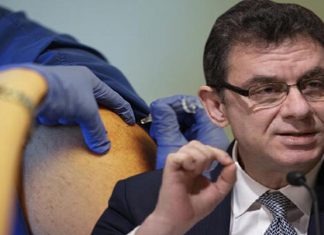 Pfizer’den Omicron açıklaması: Üçüncü doz yeterli olmayabilir, dördüncü doza ihtiyaç duyacağız