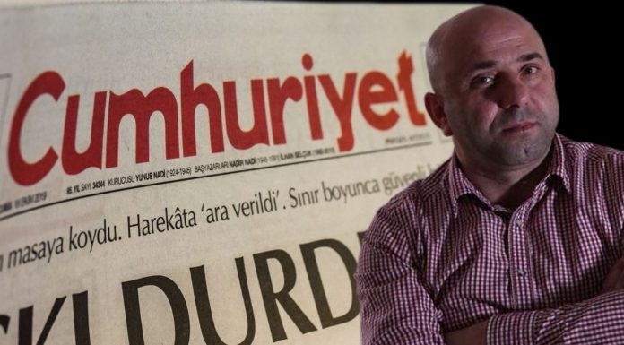 Cumhuriyet gazetesi Genel Yayın Yönetmeni Aykut Küçükkaya, görevden alındı.