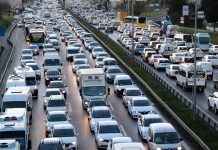 Motorlu Taşıtlar Vergisi’nin (MTV) yeni yılda yüzde 25 olarak uygulanmasına ilişkin Cumhurbaşkanı Kararı Resmî Gazete’de yayımlandı.