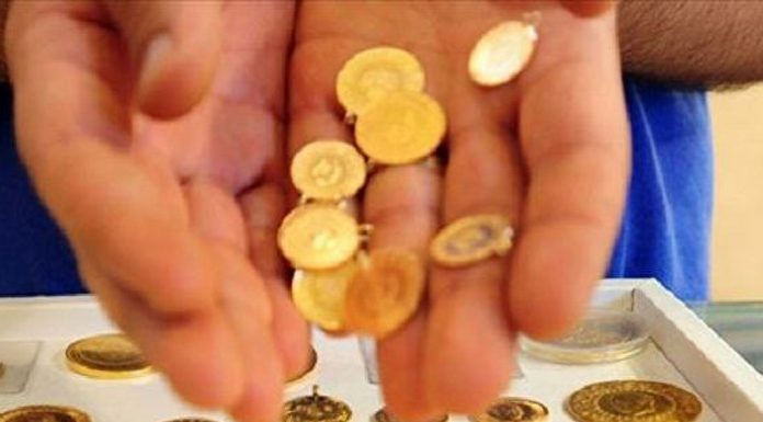 Düğünlerde takı takmak için 0.25 ve 0.5 gramlık altınlar satışa çıktı