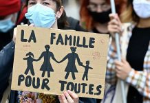 AB Adalet Divanı karar verdi: Eşcinsel ebeveynler ve çocukları aile olarak kabul edilecek