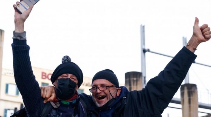 Bir AB ülkesinde esrar yasal hale getirildi;sırada başka ülkeler var.