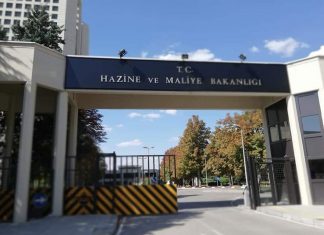 Hazine ve Maliye Bakanlığı’nda 4 isim görevden alındı.