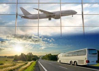 Otobüs uçağı yakaladı: Fiyatı ile…