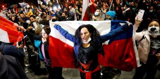 Pinochet’in eşi öldü; Şili halkı ölümü kutladı!