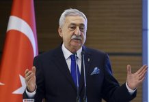 Bendevi Palandöken, “Vatandaş artık bu dolar ve eurodaki düşüşü mutfağında hissetmek istiyor.”