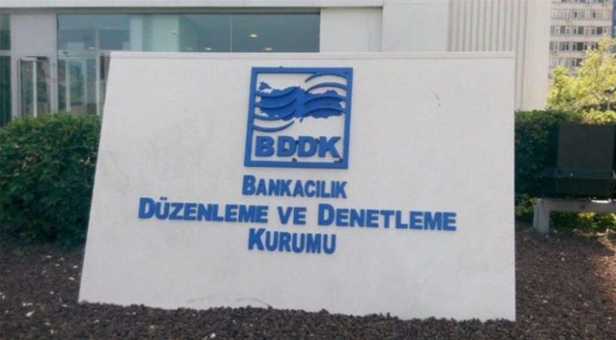 Gazeteci ve ekonomistlerden oluşan 26 sosyal medya hesabı hakkında suç duyurusu!