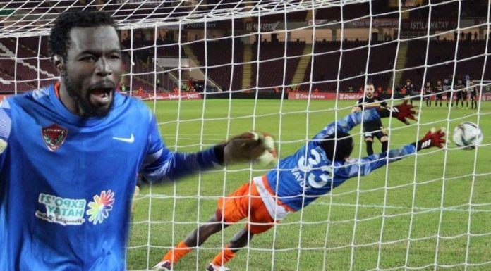 Bu maç tarihe geçer. 2 kalecisi kırmızı kart gördü, oyuncu kaleye geçti, penaltılarla tur atladı.