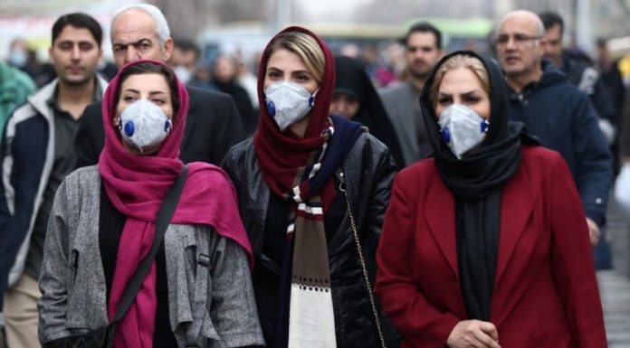 İran Omicron varyantı yüzünden birçok ülkeden seyahati durdurdu