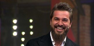 Oyuncu Engin Altan Düzyatan koronavirüse yakalandığını duyurdu