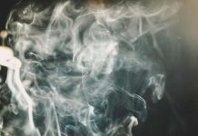 Kötü alışkanlığını hiç bırakmıyor; Sigaraya bir zam daha